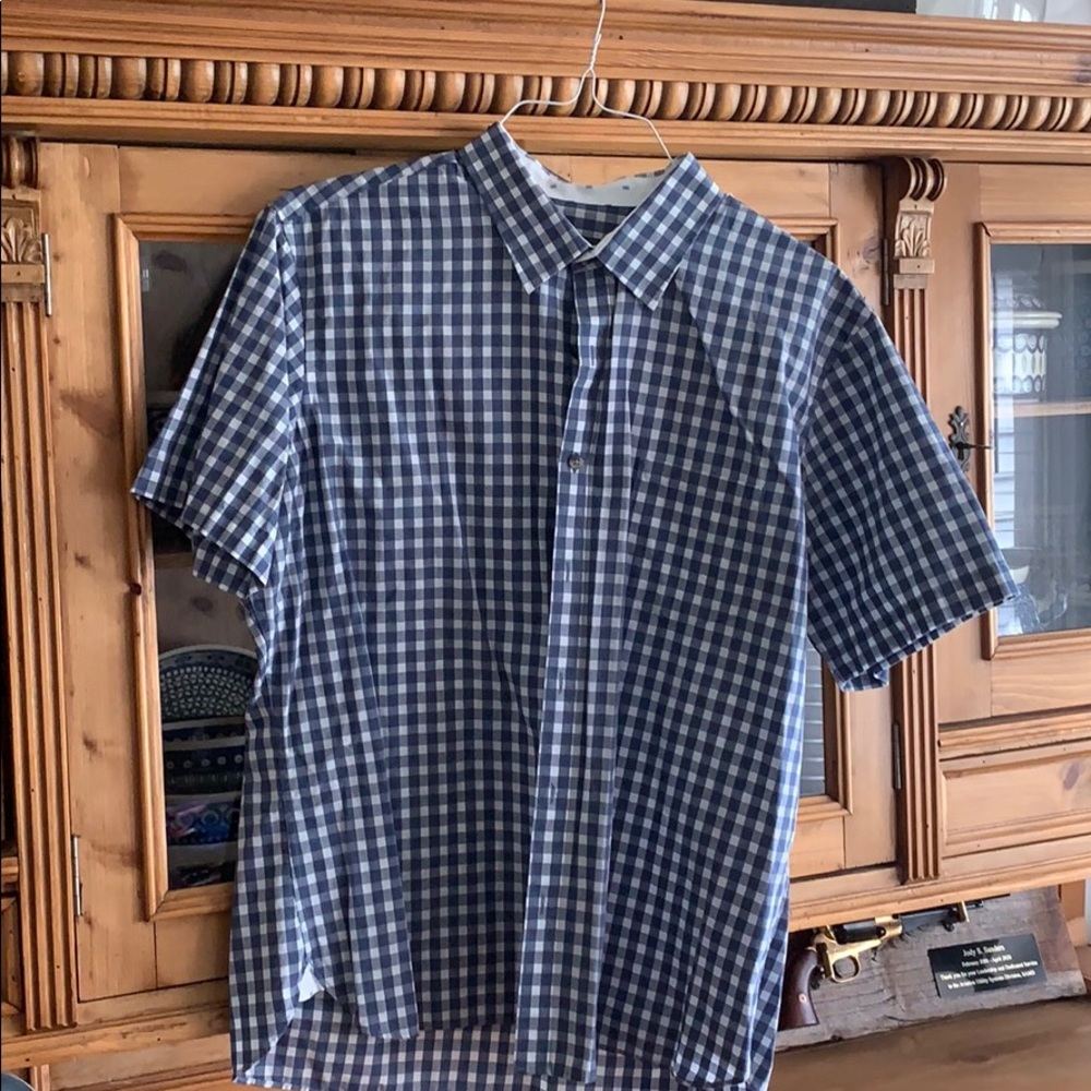 Men’s Van Heusen Short Sleeve Button Down
